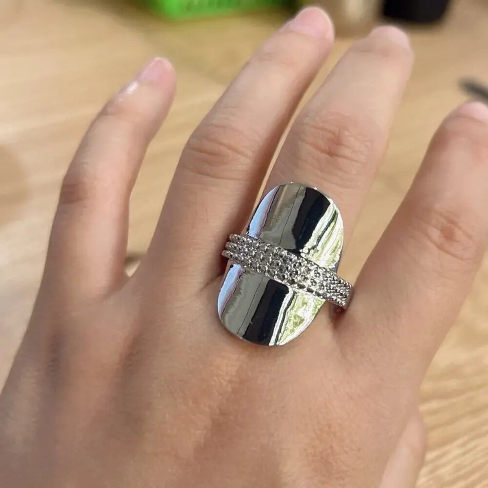 New Bohemian & Retro Style, Silvery Wide Band Women's Ring size 7 - Picture 3 of 3